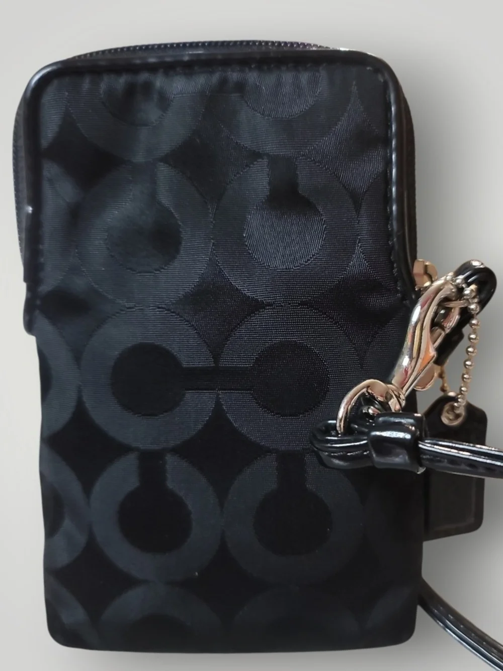 Coach Optic C Black Signature Wristlet Pouch EUC